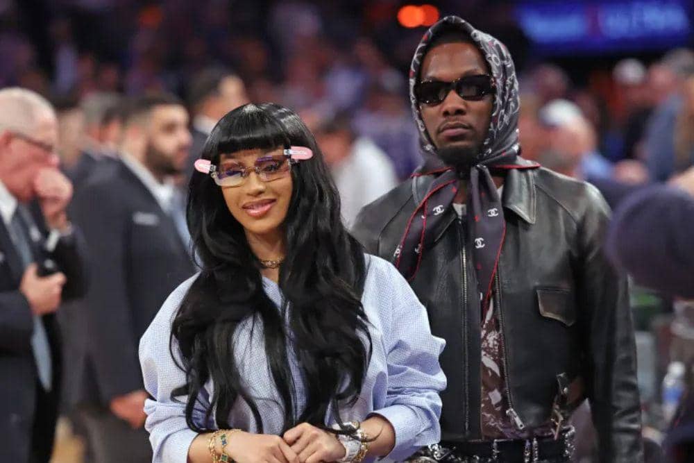 Cardi B Hamil Anak Keempat dengan Stefon Diggs