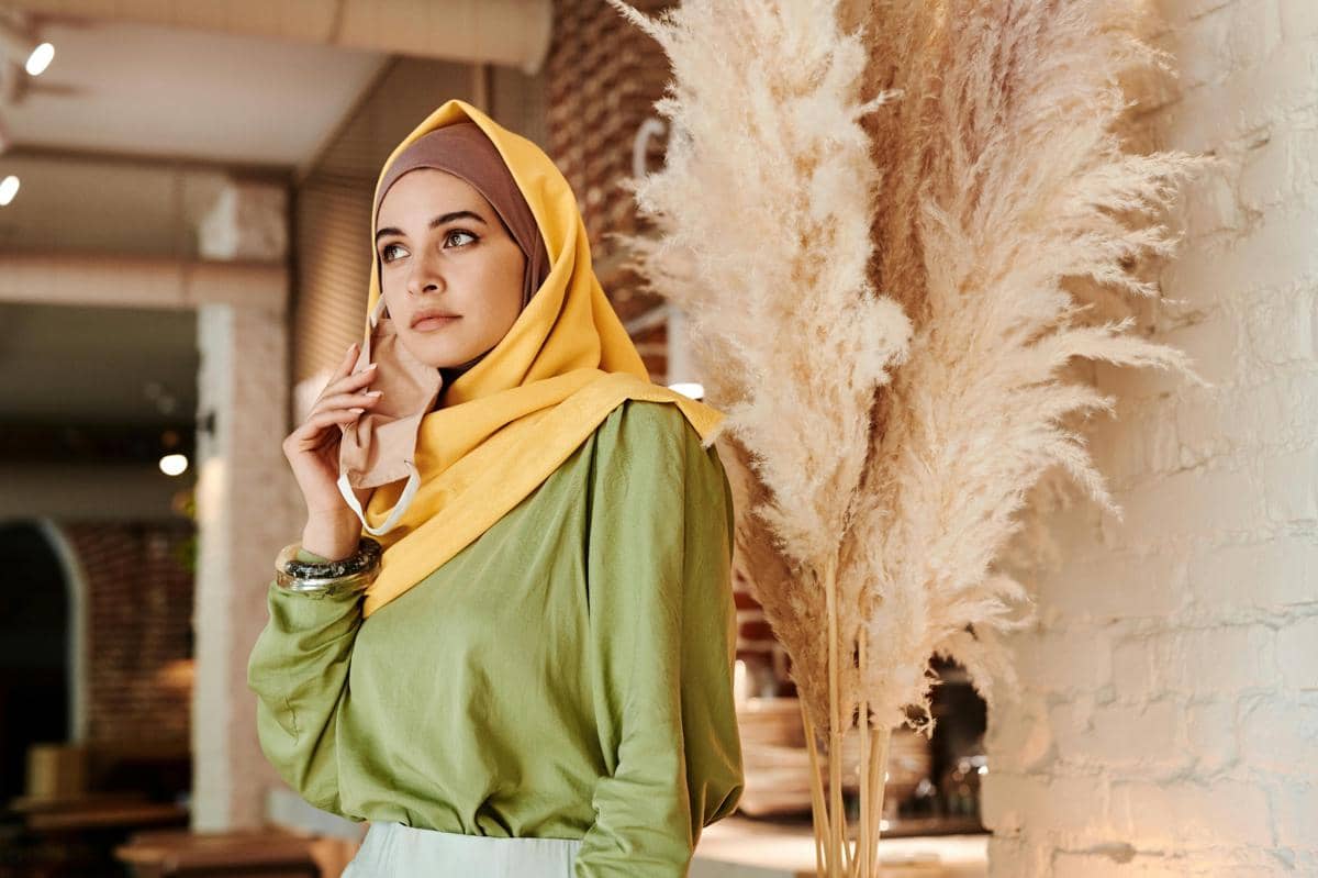 ilustrasi memakai hijab