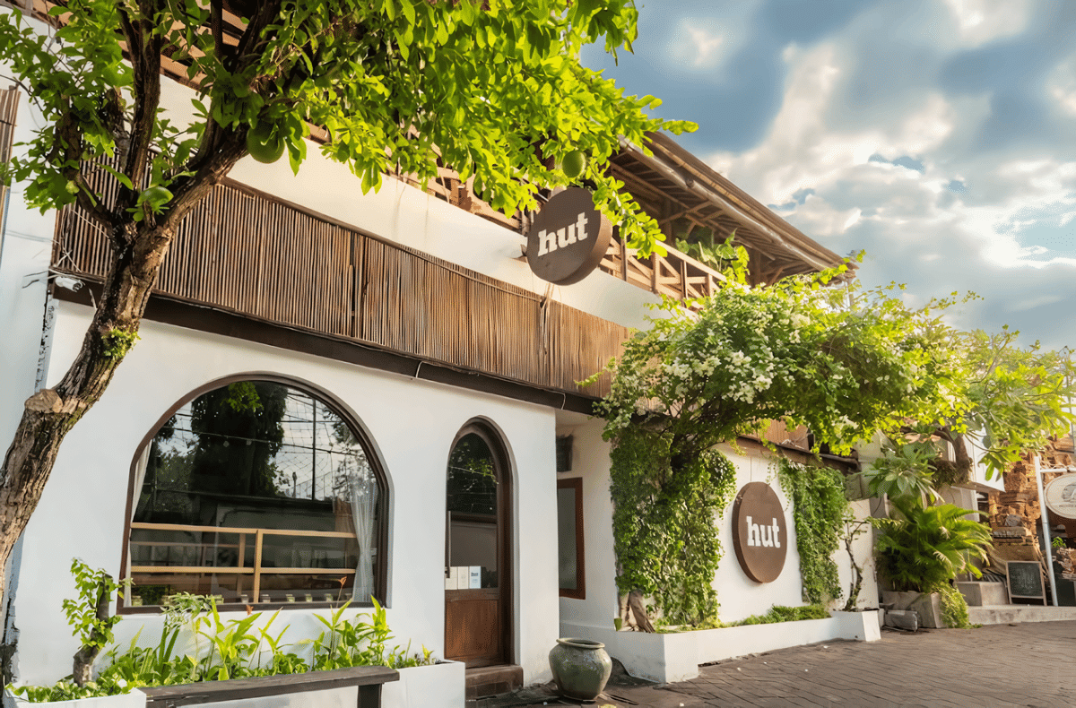 HUT