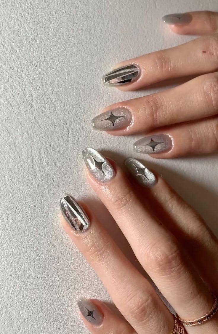 inspirasi nail art nuansa silver