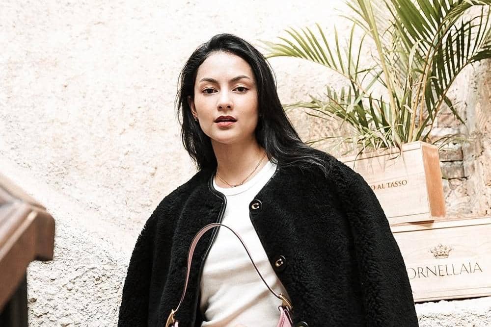 What’s your plan for the holiday season this DecemberI’m ready for holiday with my favorite @coa.jpg