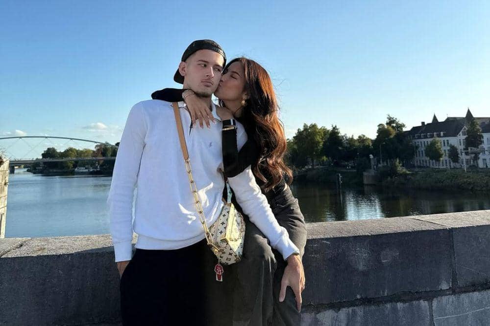 Rumor Pernikahan Jennifer Coppen dan Justin Hubner