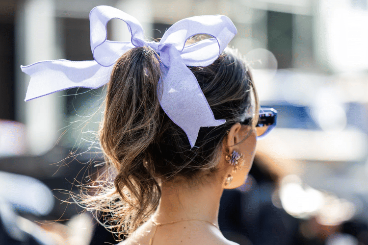 Cover Aksesori Rambut - glamourmagazine.co.uk.png