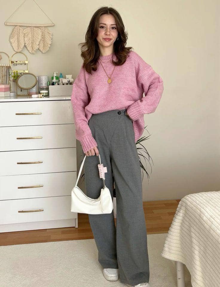 Baju Dusty Pink dan Celana Abu