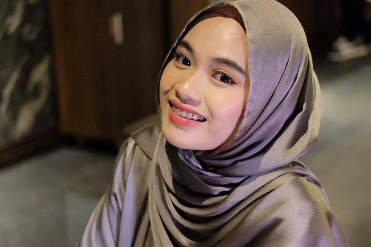 Sutra terkenal sebagai bahan mewah yang lembut dan berkilau. pinterest/kwangya