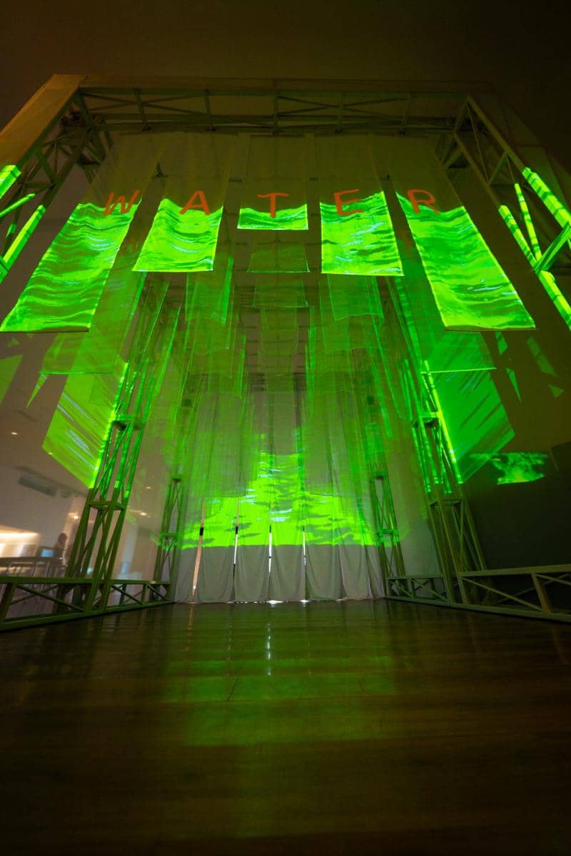 Foto - Instalasi Seni Ahhhfterwork oleh Heineken®.jpg