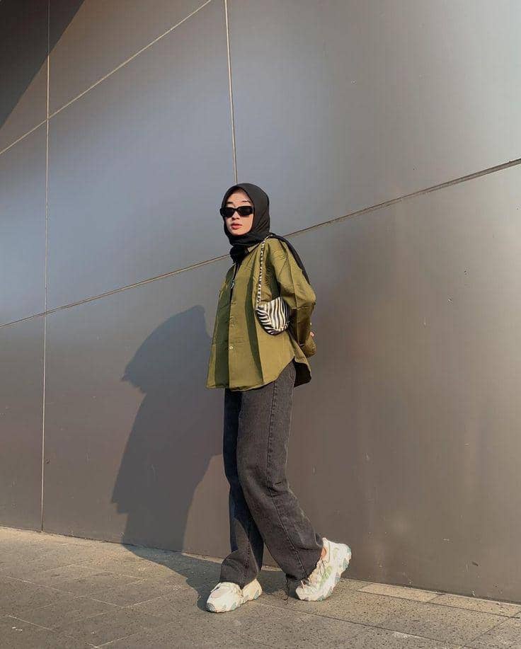 baju army cocok dengan celana warna apa