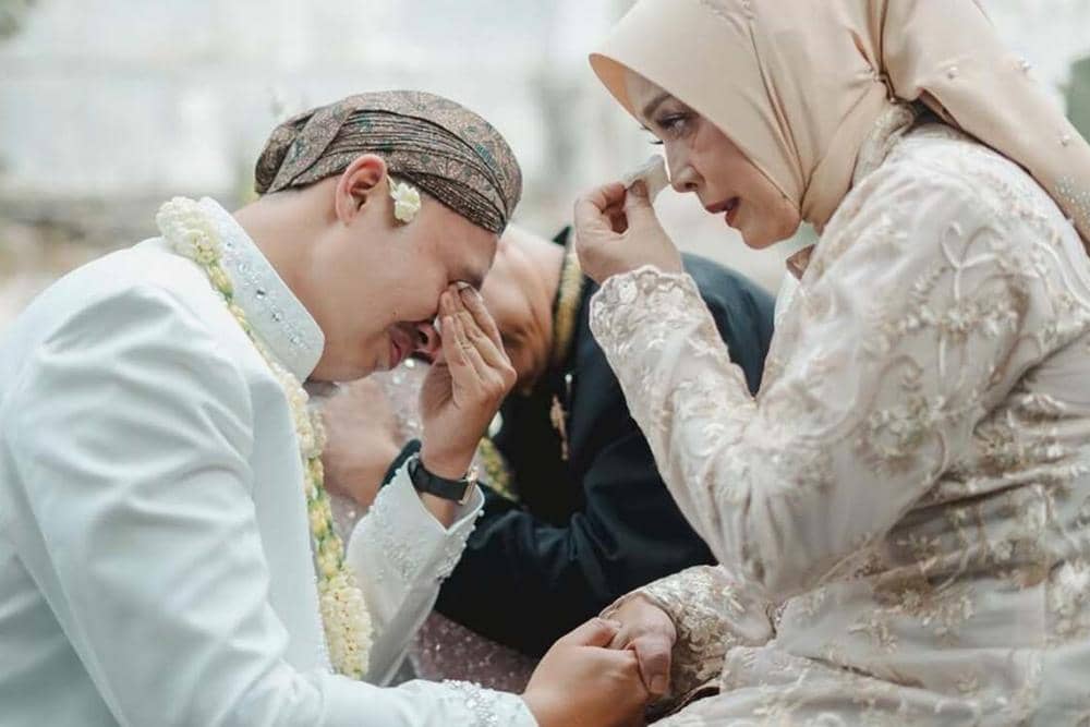 ilustrasi sungkeman (instagram.com/luminette.story)