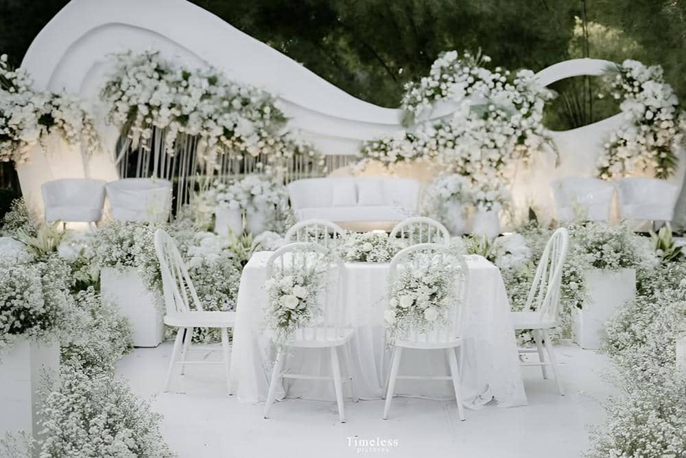 ilustrasi dekorasi pernikahan nuansa putih (pinterest.com)