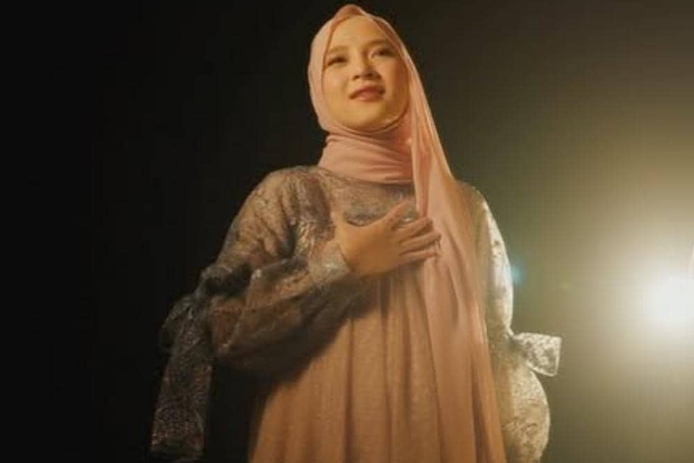 ASSALAMU ‘ALAIK adalah tembang klasik yang pada tahun 2000 pernah dirilis oleh Abi dan Sulis dal.jpg