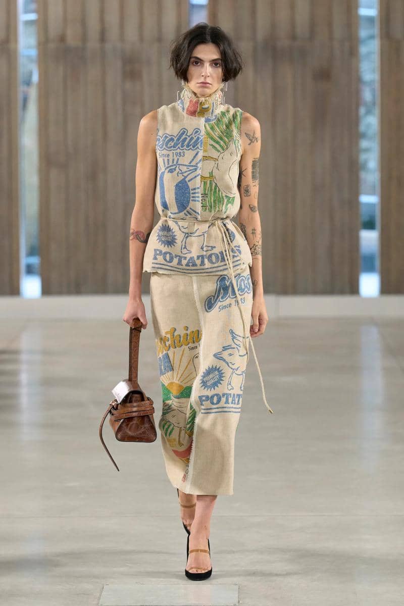 imgi_1_00021-moschino-spring-2026-ready-to-wear-credit-gorunway.jpeg