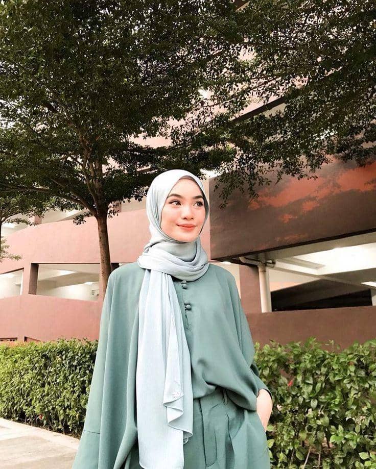 baju warna tosca cocok dengan jilbab warna apa