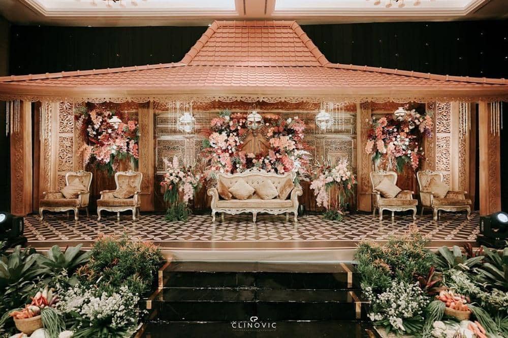 ilustrasi dekorasi pernikahan adat Jawa (instagram.com/kreasijemariku)