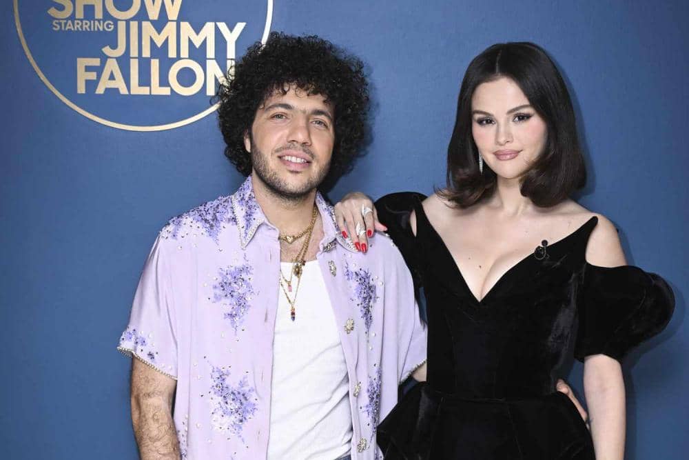 selena-gomez-benny-blanco-tonight-show-getty-primary-0525-8312dc20aad84c9d8b91dedafaf9dfd2.jpg