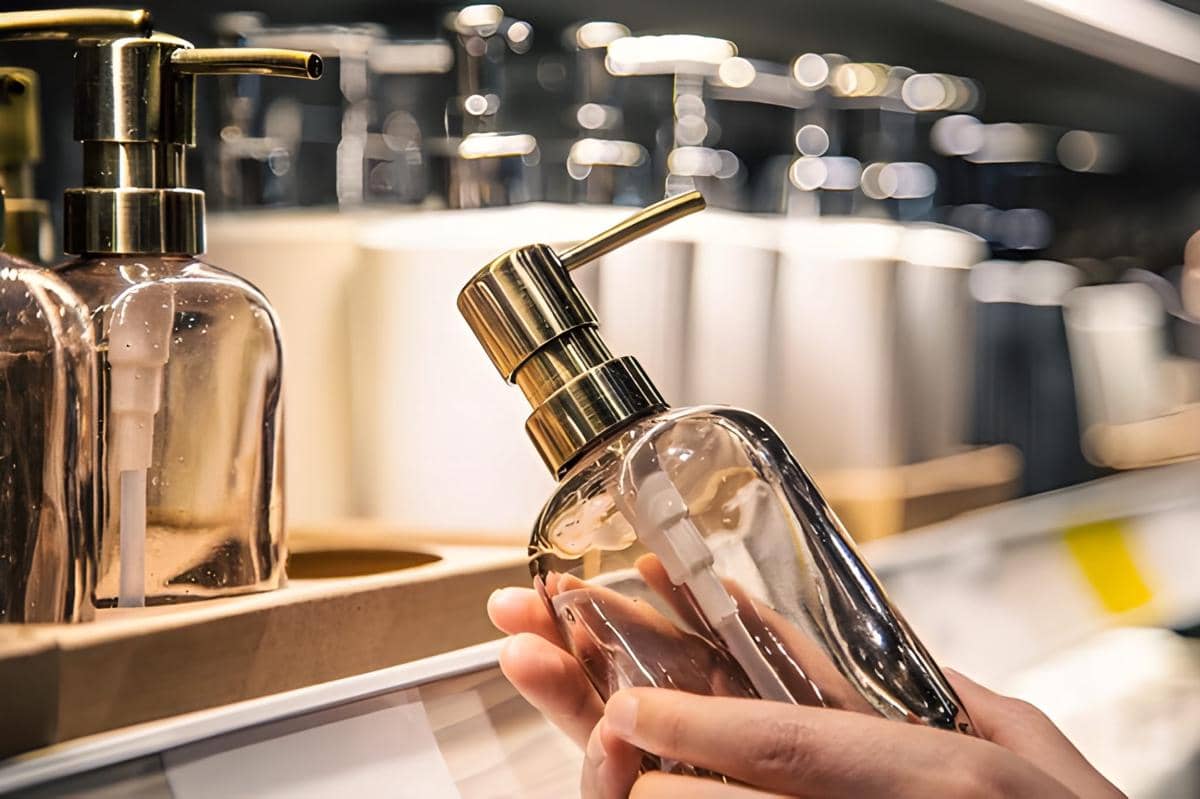 cara menyimpan parfum Dior Sauvage Elixir