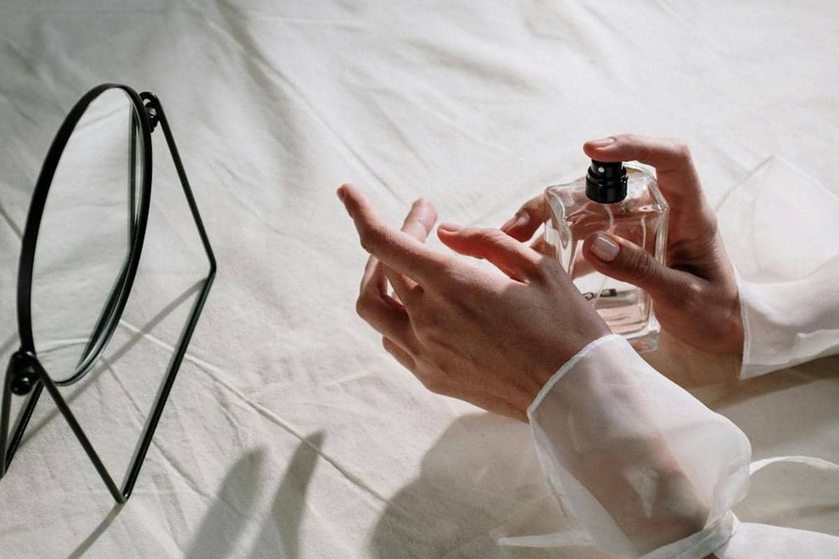 5 Tips agar Parfum Tahan Lama Tanpa Harus Disemprot Berulang
