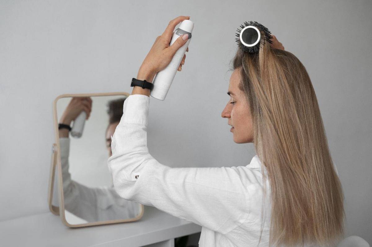 hair spray yang tidak membuat rambut kaku
