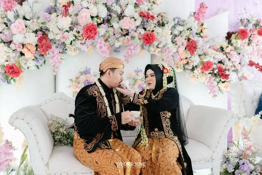 ilustrasi prosesi unjukan tirto wening (instagram.com/kadhimasan_)