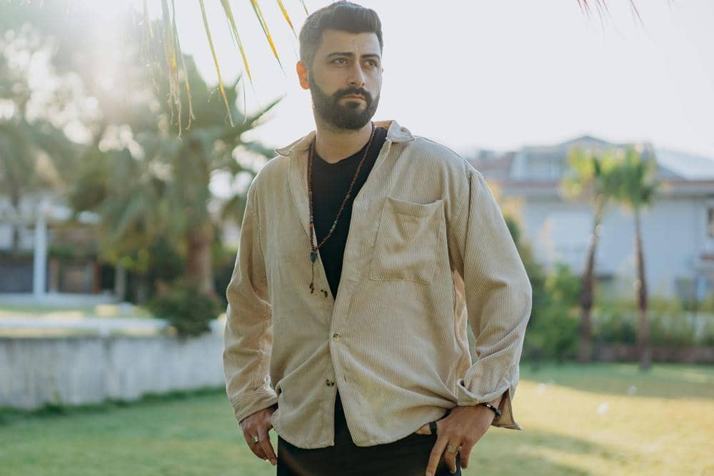 ilustrasi laki-laki muslim (pexels.com/Mikhail Nilov)