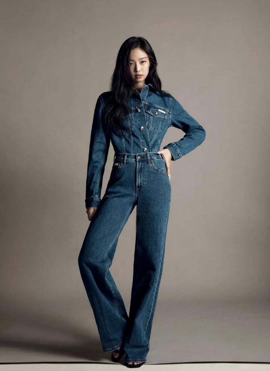 Warna Denim Cocok dengan Warna Apa