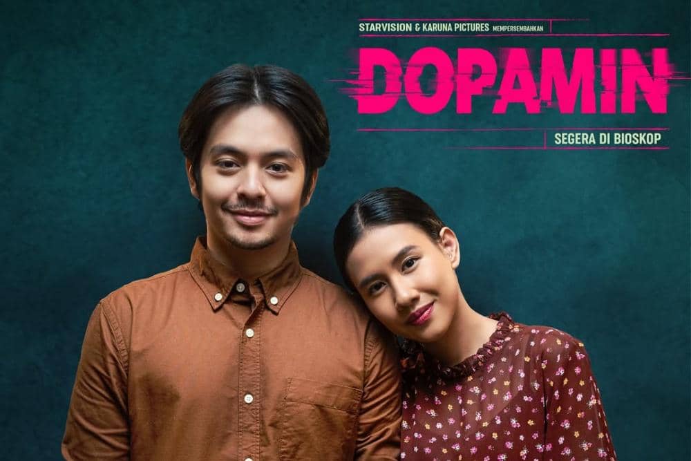 DOPAMIN Film 𝘙𝘰𝘮𝘢𝘯𝘵𝘪𝘤 𝘚𝘶𝘳𝘷𝘪𝘷𝘢𝘭 𝘋𝘳𝘢𝘮𝘢 dari Penulis & Sutradara @teddysoe Pro.jpg