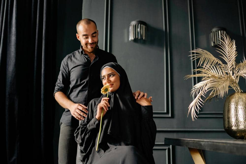 ilustrasi pasangan suami istri (pexels.com/Yan Krukau)