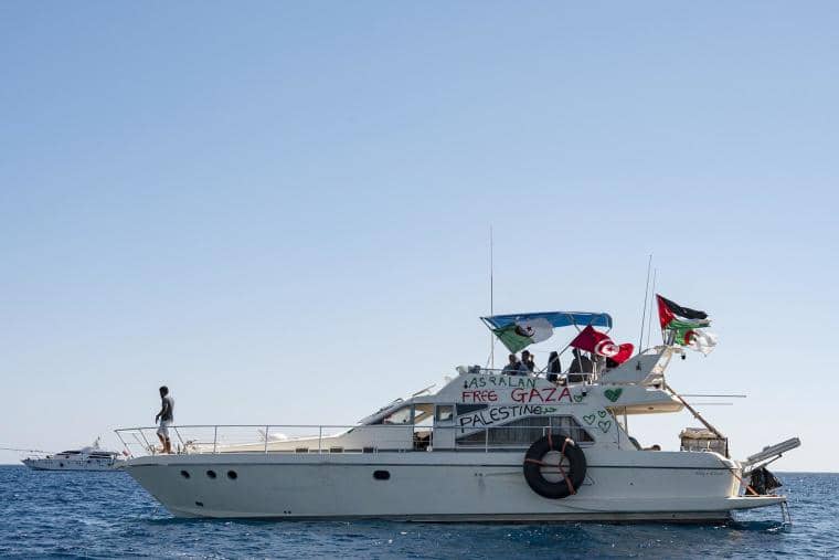 Armada Global Sumud Flotilla dicegat Israel 