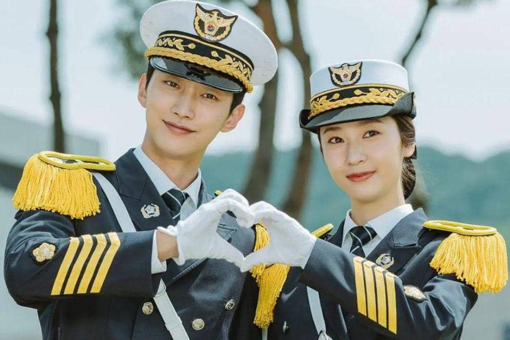 Pasangan di Drama Korea yang Dibintangi Idol K-Pop Gen 2