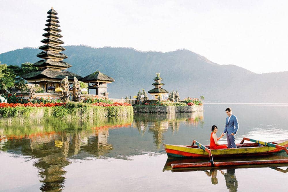 Danau Romantis untuk Lamaran