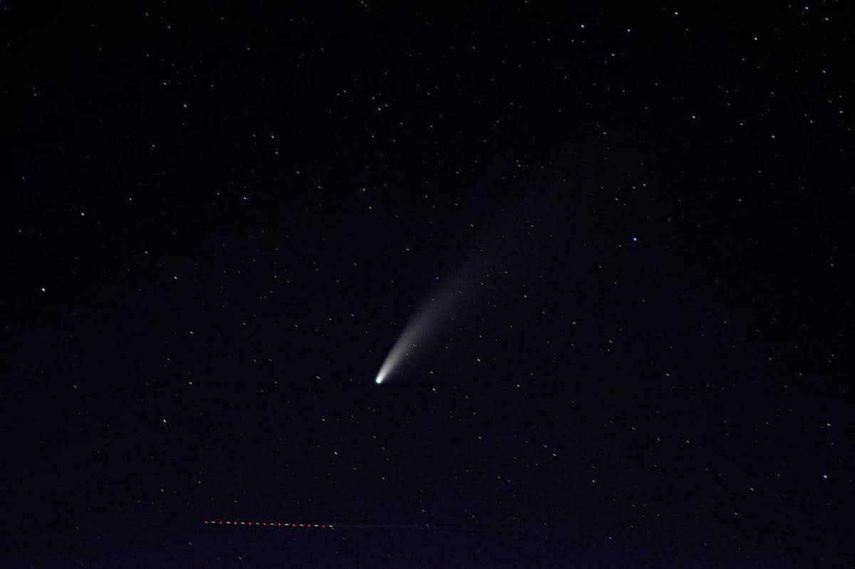 Hujan meteor di Indonesia