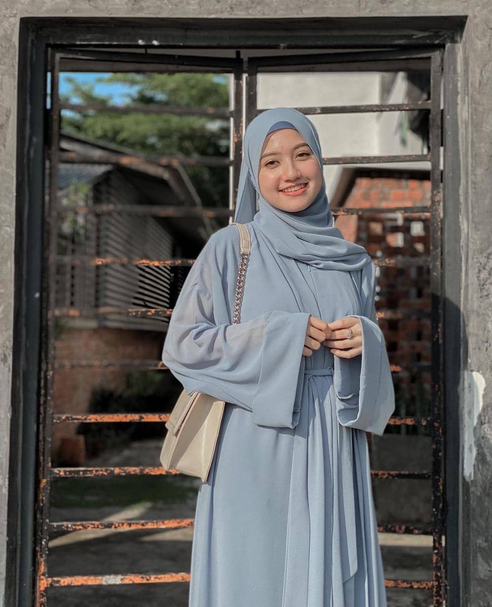 Baju Sky Blue dan Jilbab Sky Blue