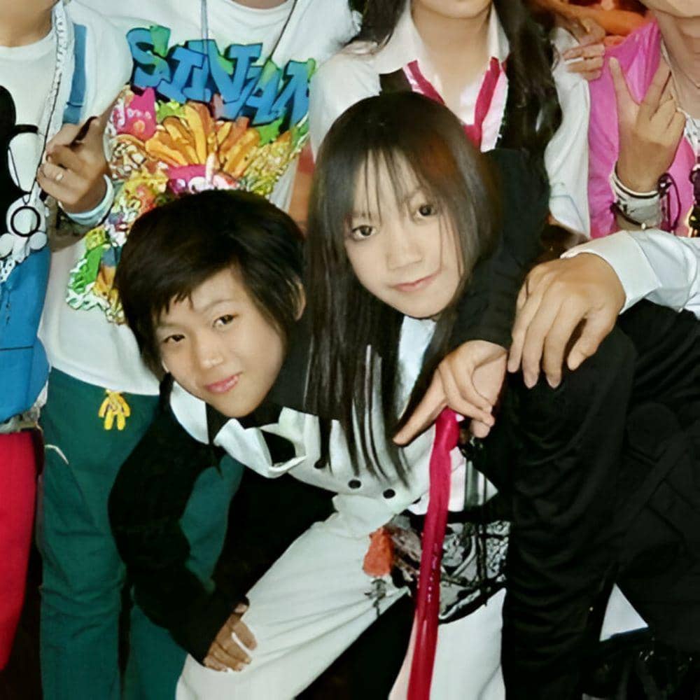 Potret Persahabatan Lisa ‘BLACKPINK’ dan BamBam ‘GOT7’