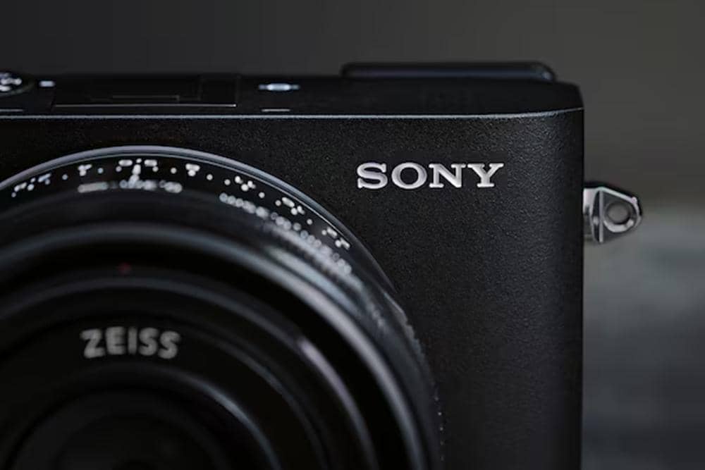 Sony RX1R III 3.jpg