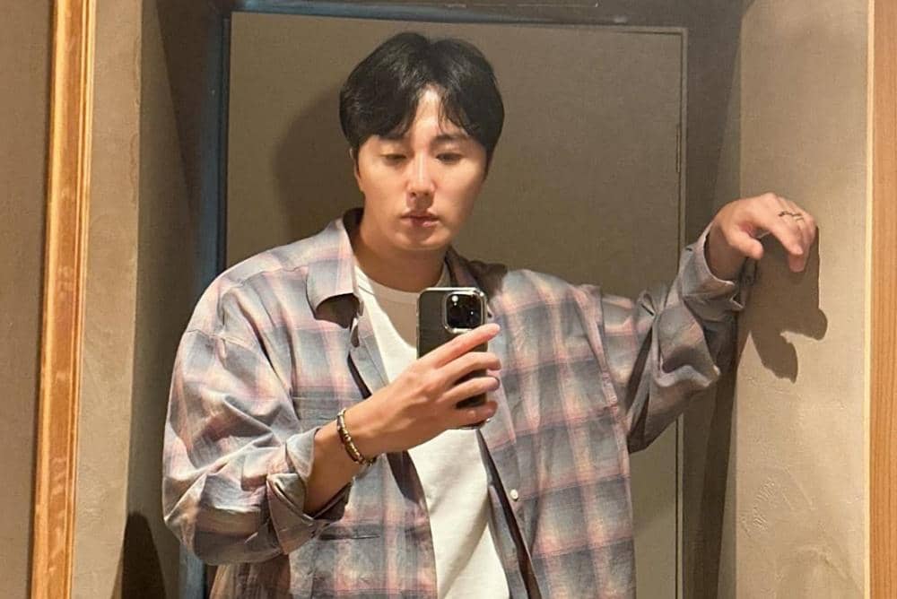 셀카 잘 찍는 법 알려주세요 🤔📸.jpg