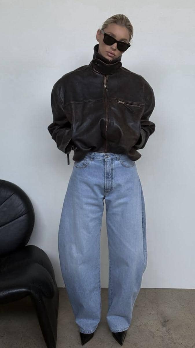 Barrel Jeans dan Leather Jacket