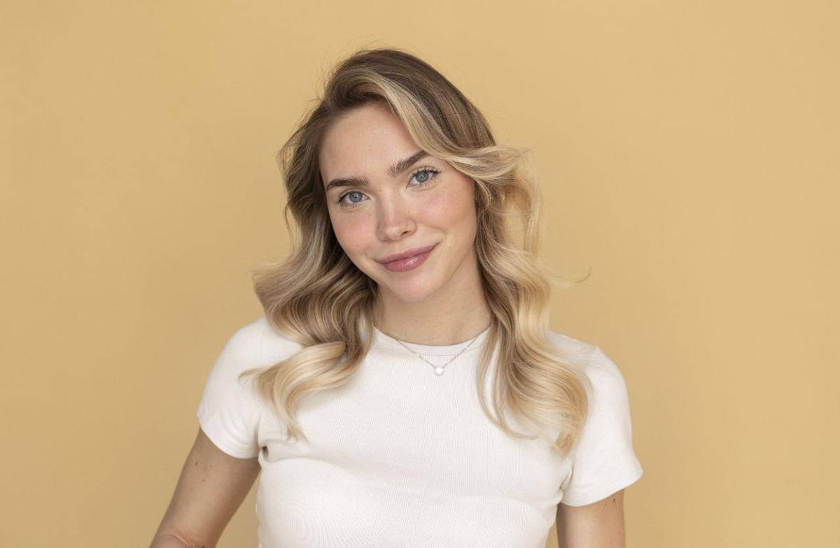 warna rambut ash blonde