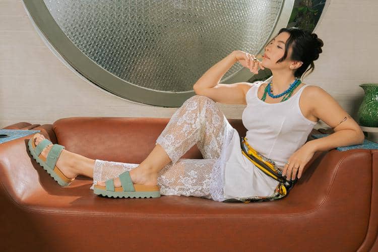 Shaloom with Cushion Vista Hi Frosty Suede.jpg