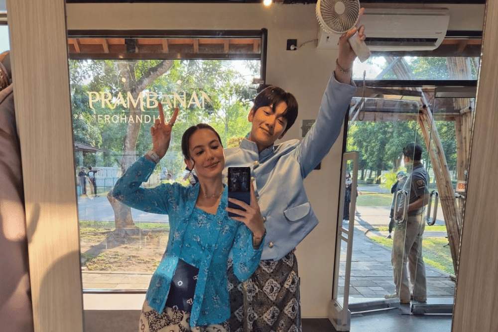 instagram.com/pevpearce