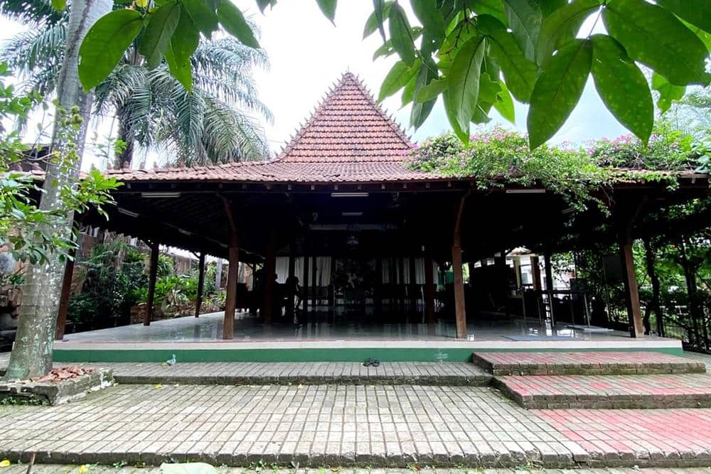 Omah Kebon (instagram.com/omahkebon)