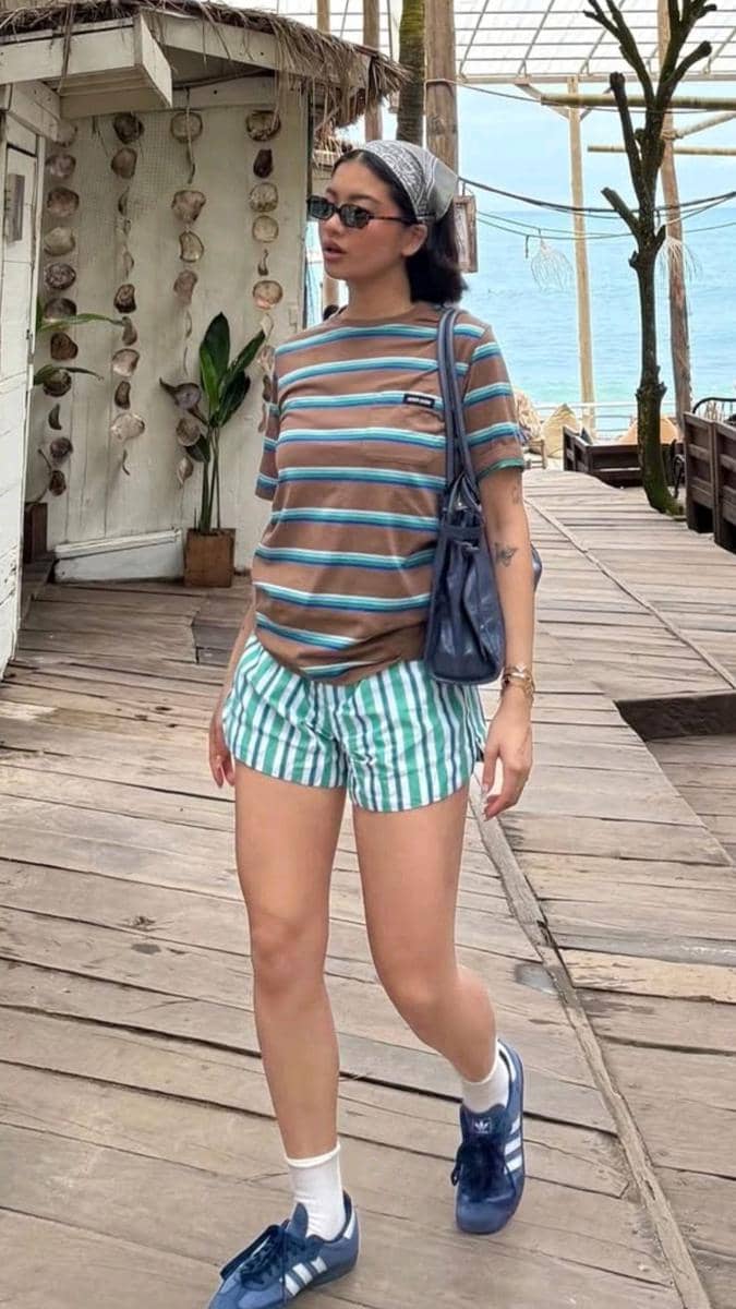 Kaus dan Short Stripe Pants