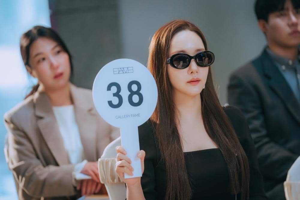 [Prime Video] Confidence Queen — Stills (57).jpg