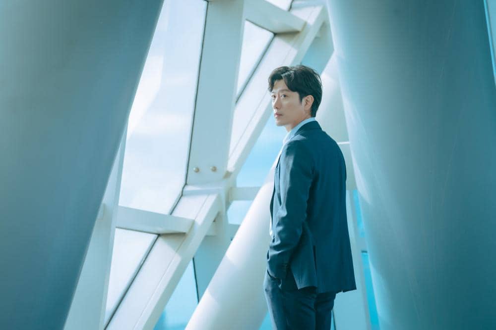 [Prime Video] Confidence Queen — Stills (9).jpg