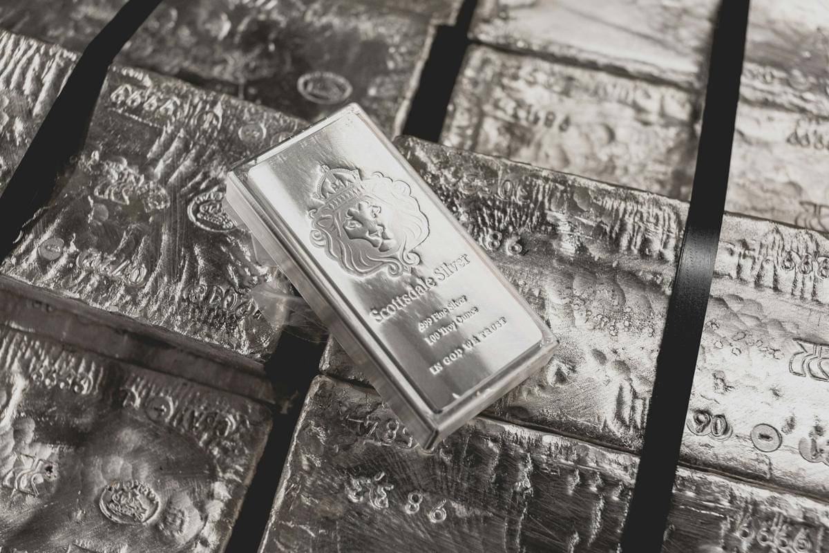 scottsdale-mint-xN4QdAn4aJw-unsplash.jpg