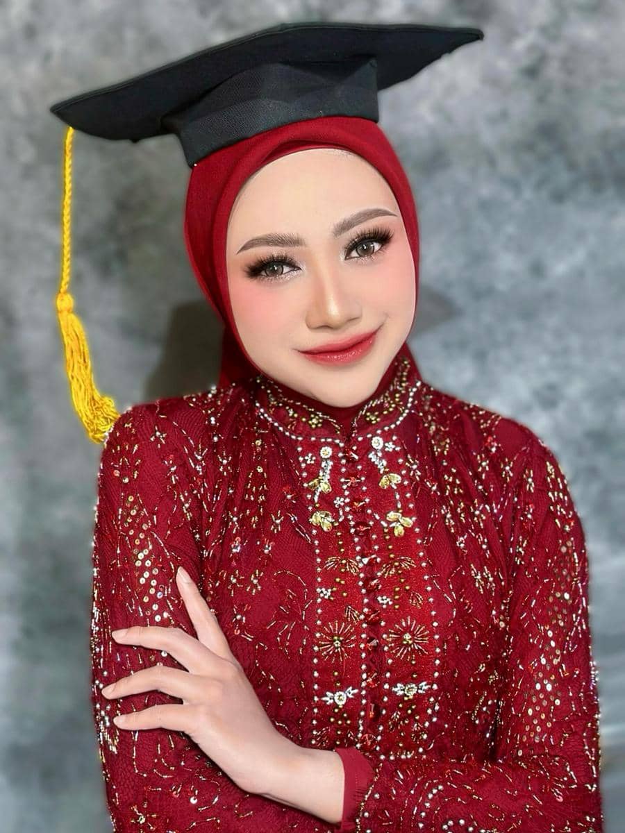 makeup wisuda Korean look