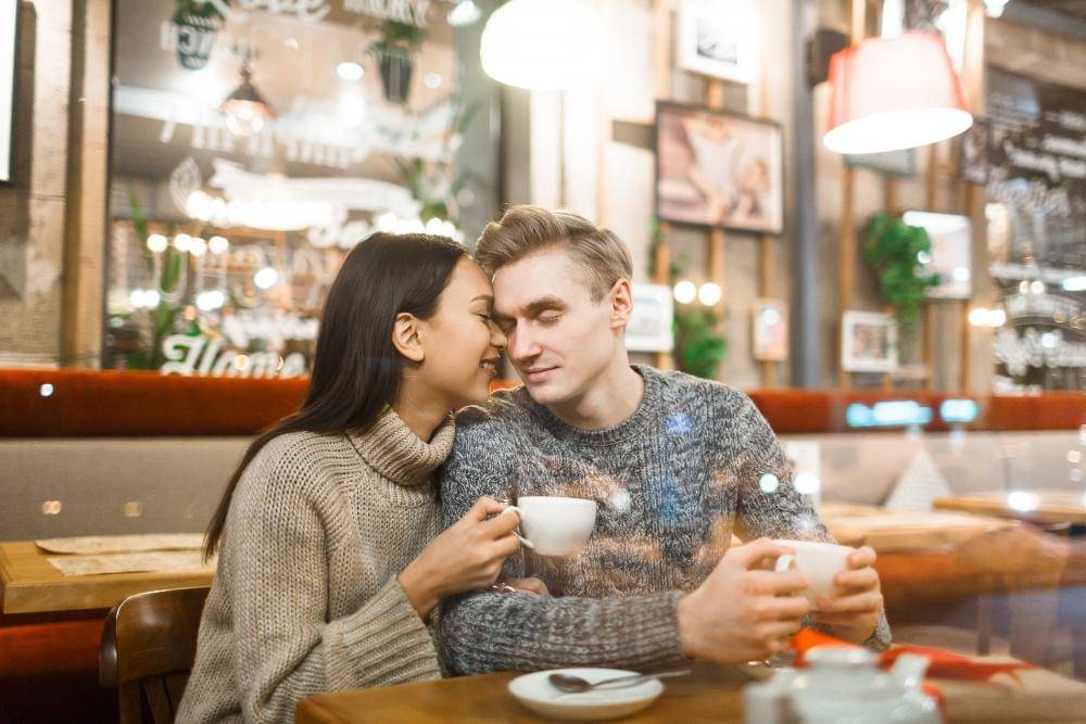 ilustrasi pasangan romantis (freepik.com/pressfoto)