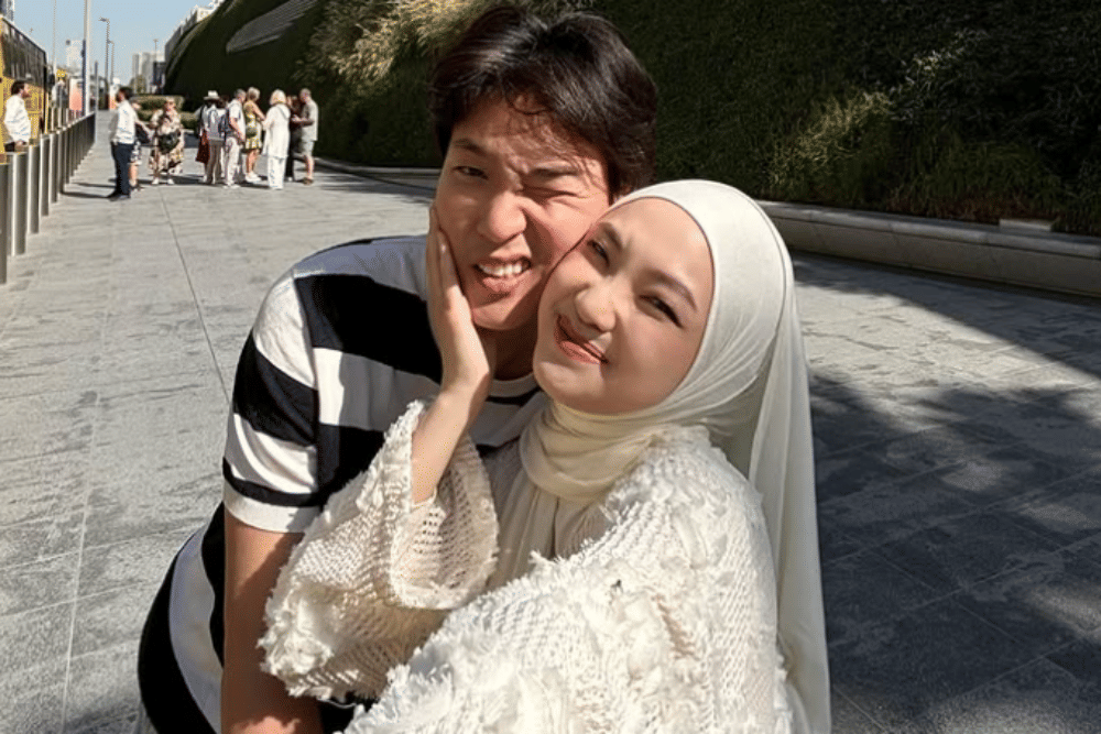 Kisah Cinta Julia Prastini dan Na Daehoon saat memutuskan untuk pacaran