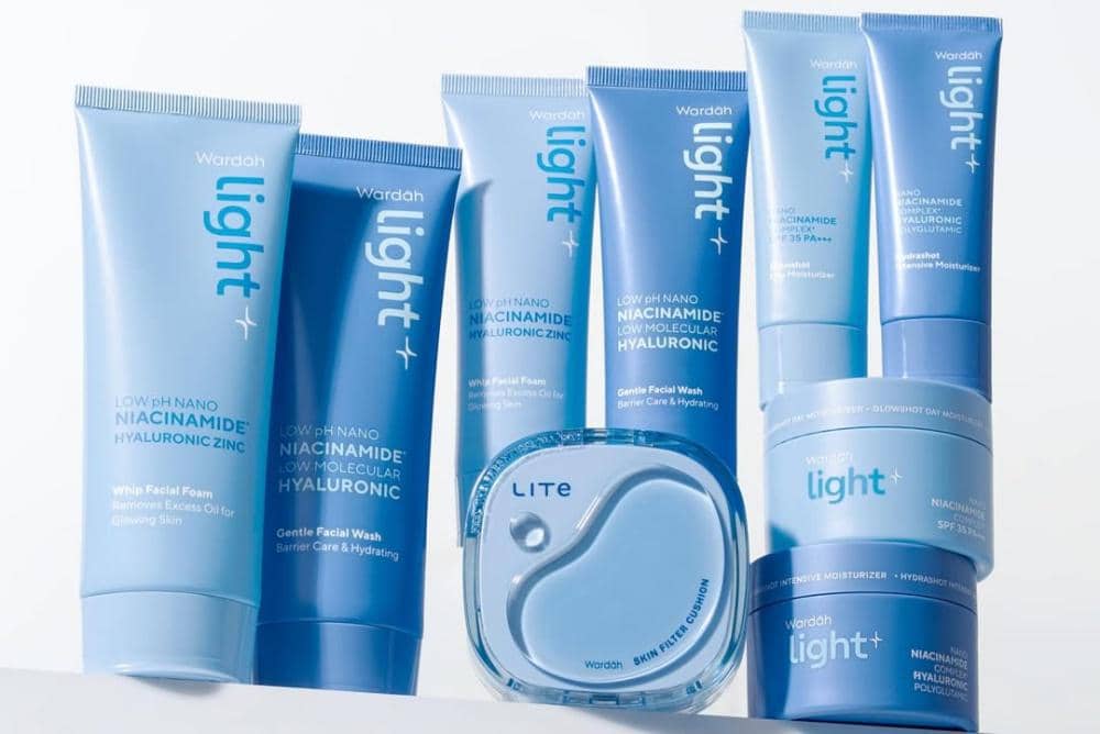 Beauties, it’s time to get to know the Light that is Light+! 🌿Because these are the basics that.jpg