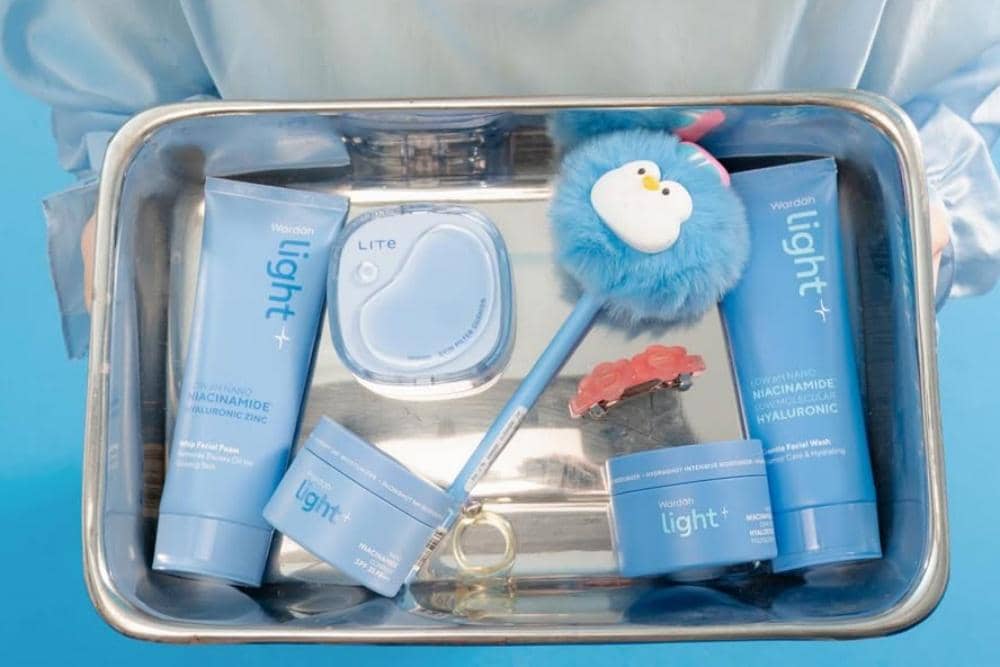 ✨ Glow check Always ON.With the right care, your skin’s natural radiance shines through effortle.jpg