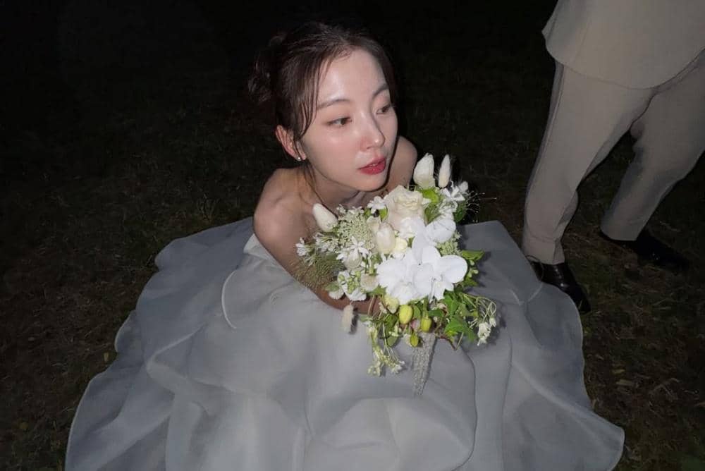 여러분!!! 저 내년에 결혼합니다🤍막내가 벌써 이렇게 커서 시집을 먼저 가게 됐습니다 ㅎㅎ 좋은 인연을 만나 지방으로 이사와서 예쁘게 잘 살고 있어요 -) 갑자기 결정된거 (2).jpg