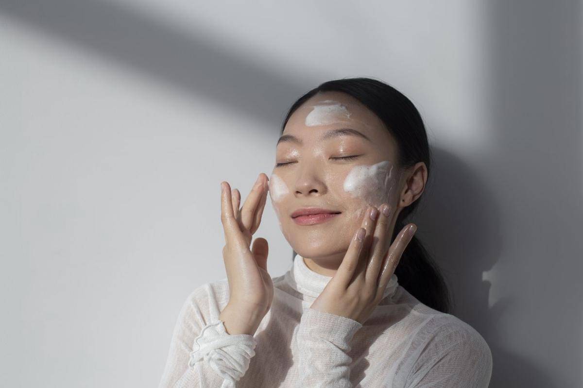 rekomendasi gentle face wash lokal